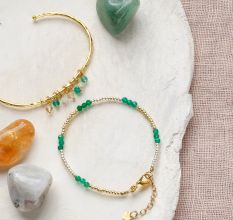 Minimalist beaded bracelet, onyx & metal Beaded bracelet, Brass handmade jewelry